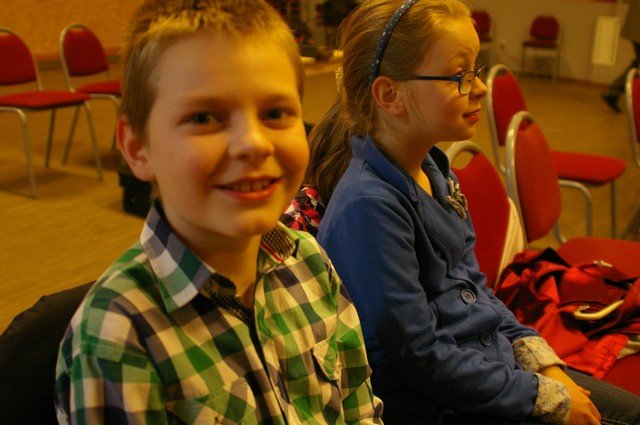 zmigrod2015_09